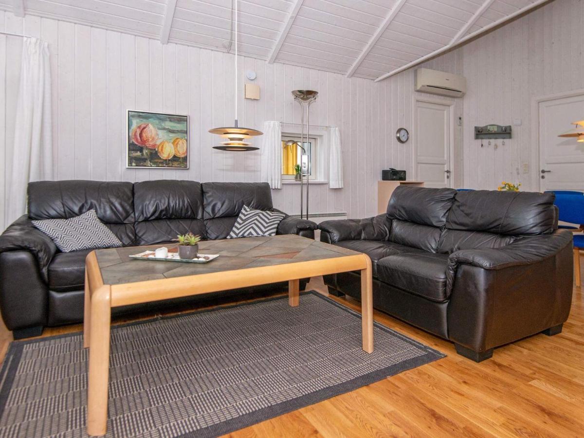 8 Person Holiday Home In ノーポ エクステリア 写真